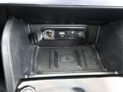 Used 2025 Kia Sportage EX image 26