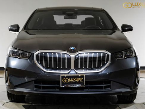 Used 2024 BMW 530i xDrive image 7