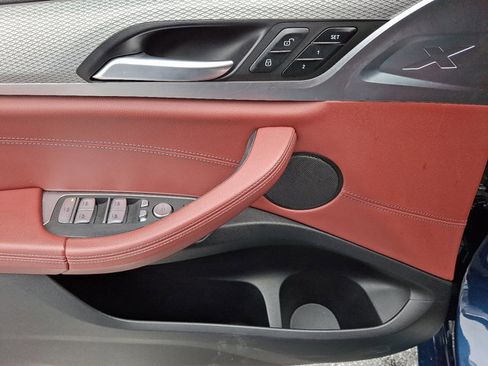 Used 2021 BMW X4 xDrive30i w/ M Sport Package image 12