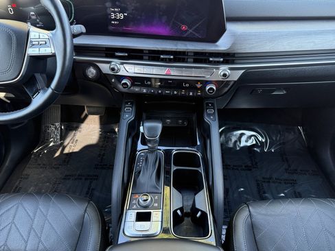 Used 2024 Kia Telluride EX X-Line image 11