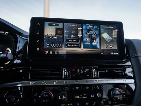 New 2026 Nissan Pathfinder Platinum image 25