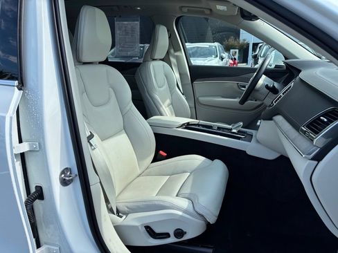 Certified 2024 Volvo XC90 T8 Ultimate w/ Protection Package Premier AWD/4WD image 20