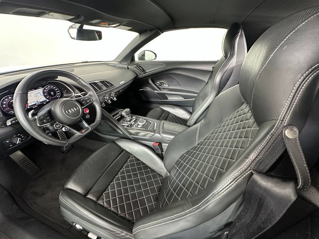 Used 2018 Audi R8 V10 plus AWD/4WD image 4