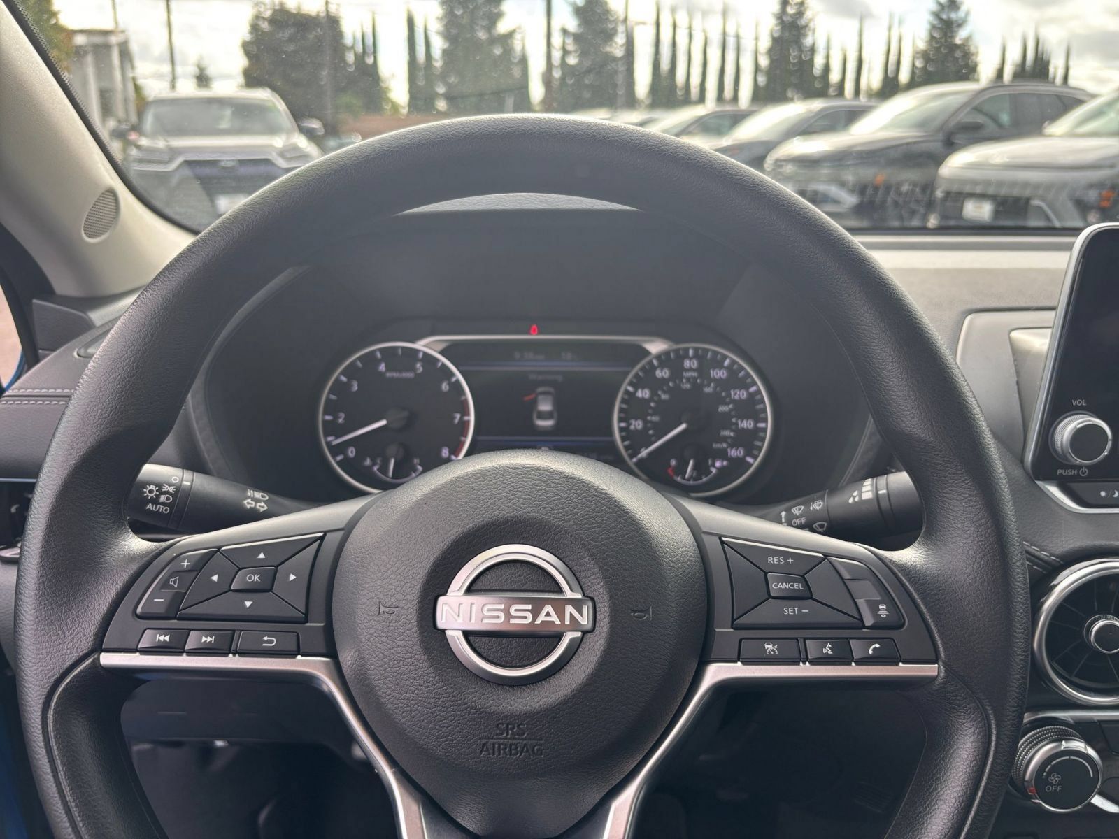 Used 2025 Nissan Sentra SV FWD image 25