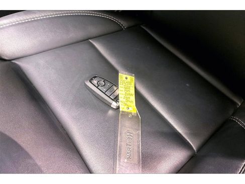 Used 2023 Ford Explorer XLT w/ Equipment Group 202A image 12