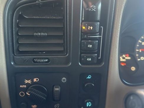 Used 2005 Chevrolet Silverado 3500 LT w/ Heavy-Duty Power Package image 29