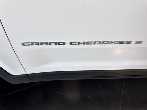 Used 2024 Jeep Grand Cherokee Limited 4xe AWD/4WD image 11