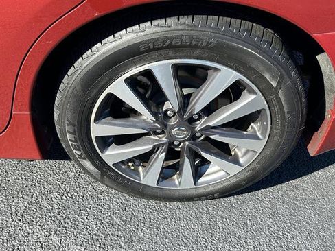 Used 2017 Nissan Altima 2.5 SV w/ Convenience Package image 34