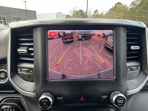 Used 2024 RAM 2500 Big Horn w/ Bed Utility Group image 34