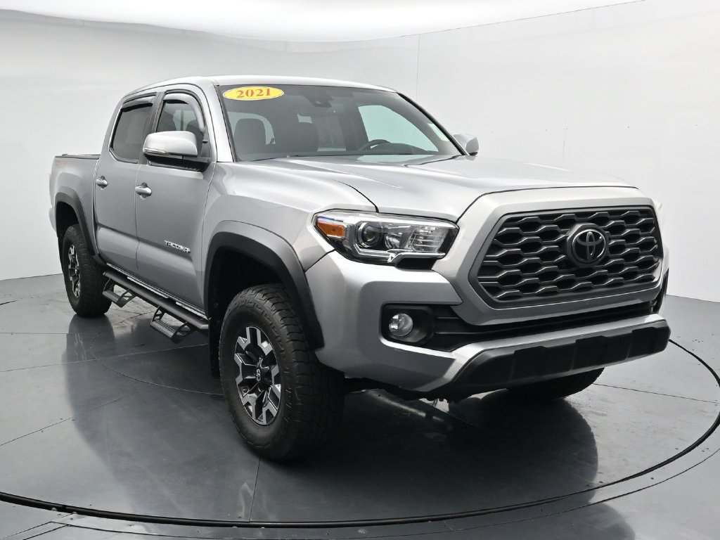 Used 2021 Toyota Tacoma TRD Off-Road AWD/4WD image 2