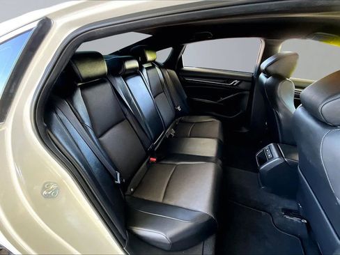 Used 2022 Honda Accord Sport image 22