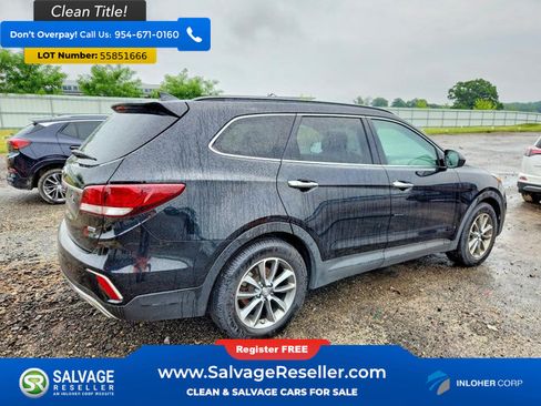 Used 2017 Hyundai Santa Fe SE AWD/4WD image 4