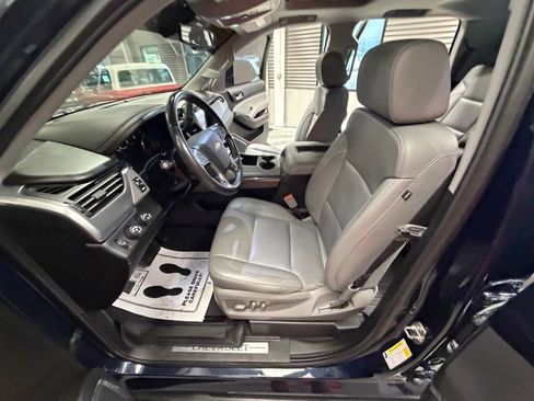 Used 2020 Chevrolet Tahoe LT w/ Luxury Package AWD/4WD image 60