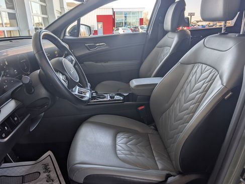 Used 2024 Kia Sportage X-Pro image 11