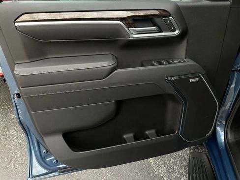 New 2026 GMC Sierra 1500 Elevation w/ Elevation Premium Package AWD/4WD image 9