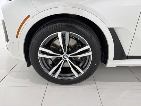 Certified 2024 BMW X7 xDrive40i w/ M Sport Package image 51