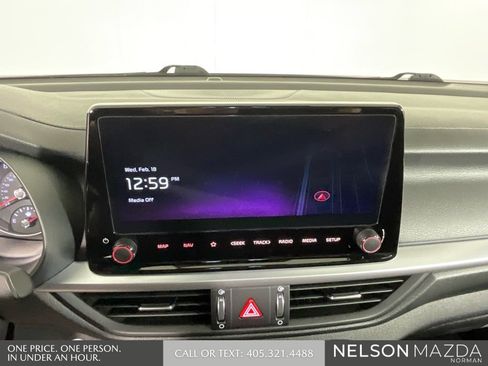 Used 2024 Kia Forte GT-Line image 33