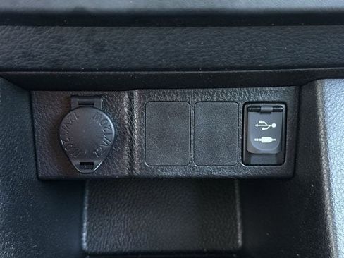 Used 2014 Toyota Corolla S image 21