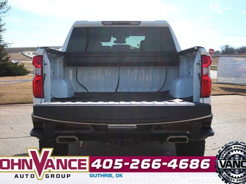 Used 2022 Chevrolet Silverado 1500 LT Trail Boss image 12
