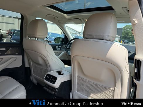 Certified 2022 Mercedes-Benz GLS 450 4MATIC image 27