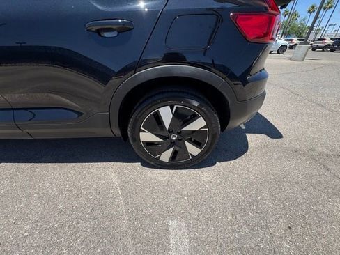 New 2025 Volvo EX40 Core w/ Climate Package image 8