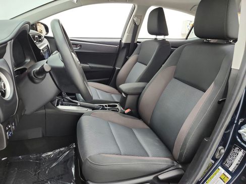 Used 2019 Toyota Corolla LE w/ Carpet Mat Package (TMS) FWD image 13