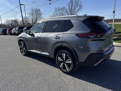 Certified 2023 Nissan Rogue SL w/ SL Premium Package image 5