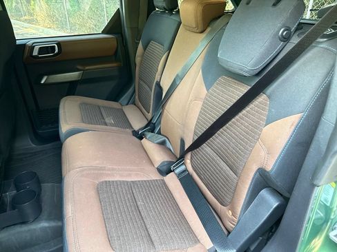 Used 2022 Ford Bronco Outer Banks AWD/4WD image 17