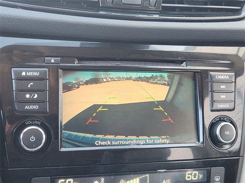 Used 2022 Nissan Rogue Sport SV image 25