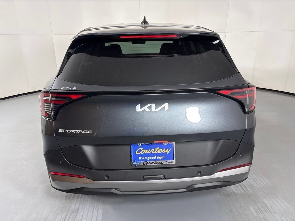 New 2026 Kia Sportage EX FWD image 7