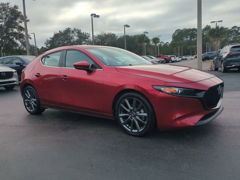 Used 2021 MAZDA MAZDA3 s image 2