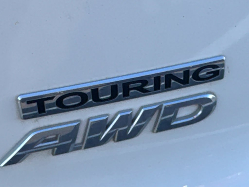 Used 2018 Honda Pilot Touring image 37