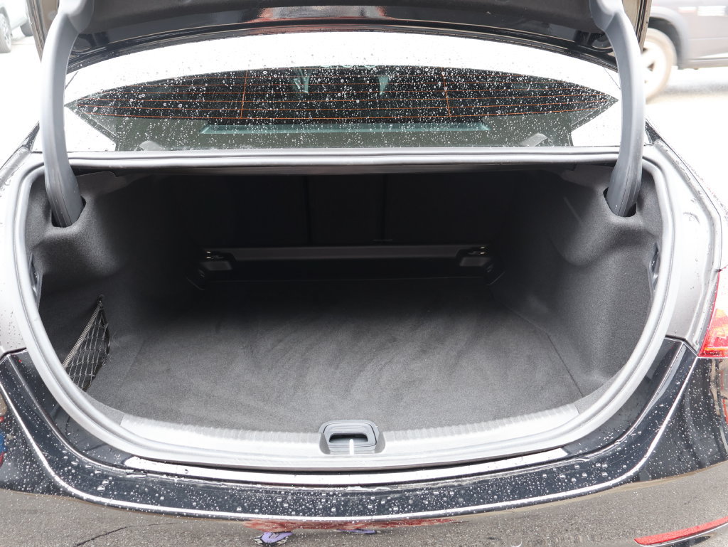 Used 2025 Mercedes-Benz C 300 4MATIC Sedan image 14