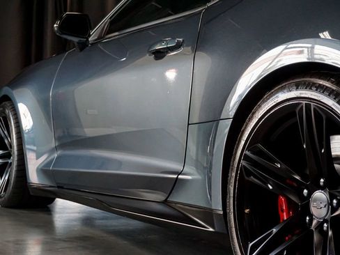 Used 2021 Chevrolet Camaro ZL1 image 67