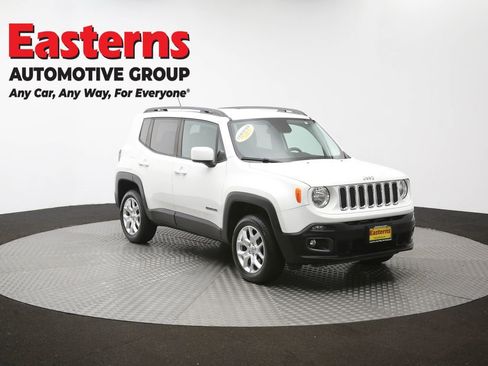 Used 2017 Jeep Renegade Latitude w/ Cold Weather Group AWD/4WD image 52