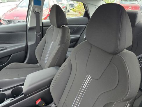 New 2026 Hyundai Elantra Blue image 22