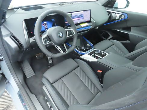 New 2026 BMW X3 xDrive30 w/ Premium Package image 9