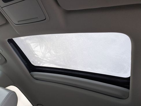 Used 2023 Honda CR-V EX-L image 12