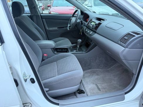 Used 2006 Toyota Camry LE image 17