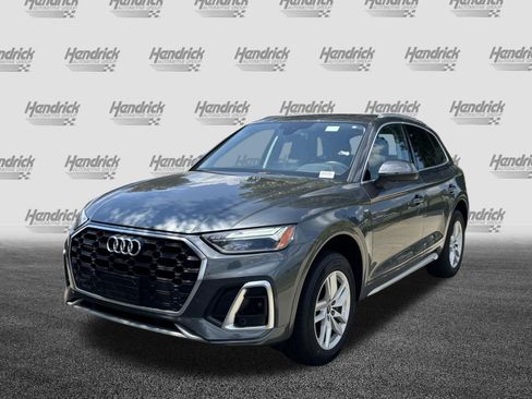 Used 2023 Audi Q5 2.0T Premium w/ Convenience Package AWD/4WD image 5