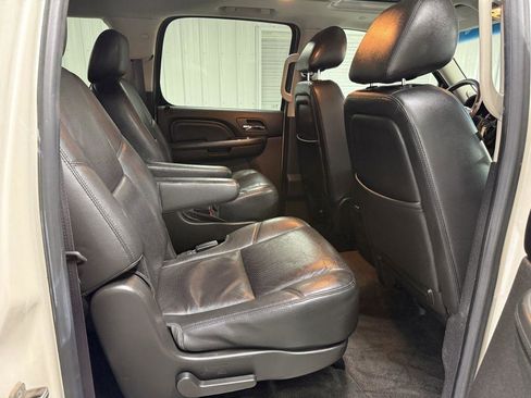 Used 2012 GMC Yukon XL Denali AWD/4WD image 35