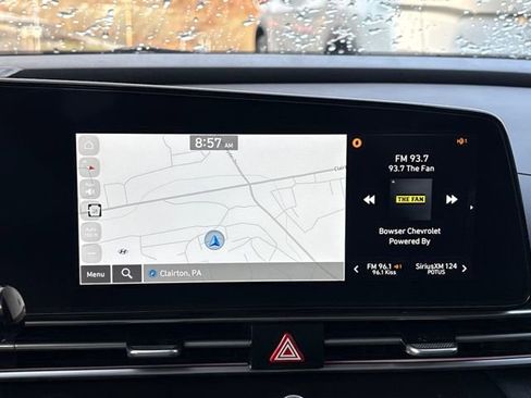 Used 2025 Hyundai Elantra Limited image 14