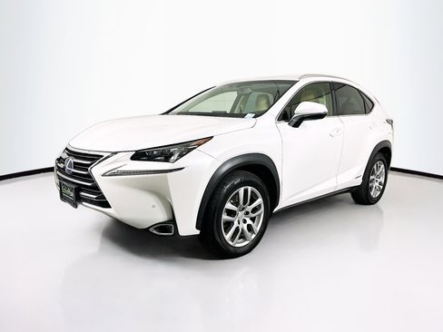 Used 2015 Lexus NX 300h AWD image 3