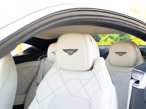 Used 2020 Bentley Continental GT V8 AWD/4WD image 7