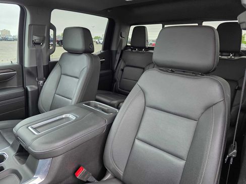 Used 2022 Chevrolet Silverado 1500 LTZ AWD/4WD image 21