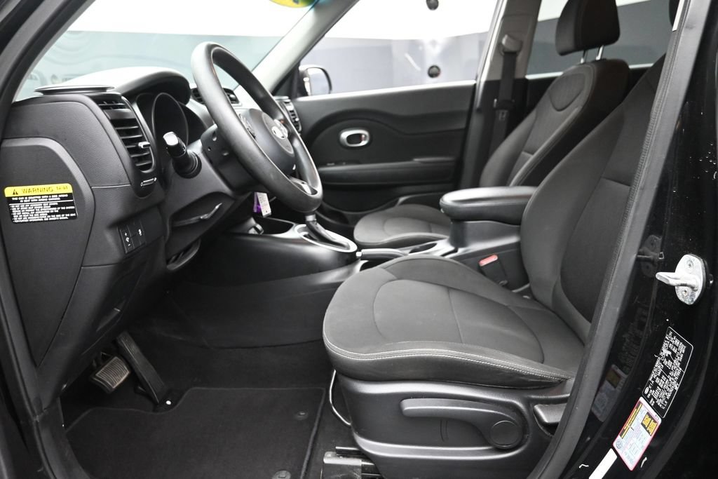 Used 2019 Kia Soul w/ Convenience Package FWD image 16