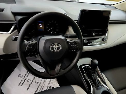 Used 2023 Toyota Corolla LE w/ Carpet Mat Package (TMS) FWD image 24