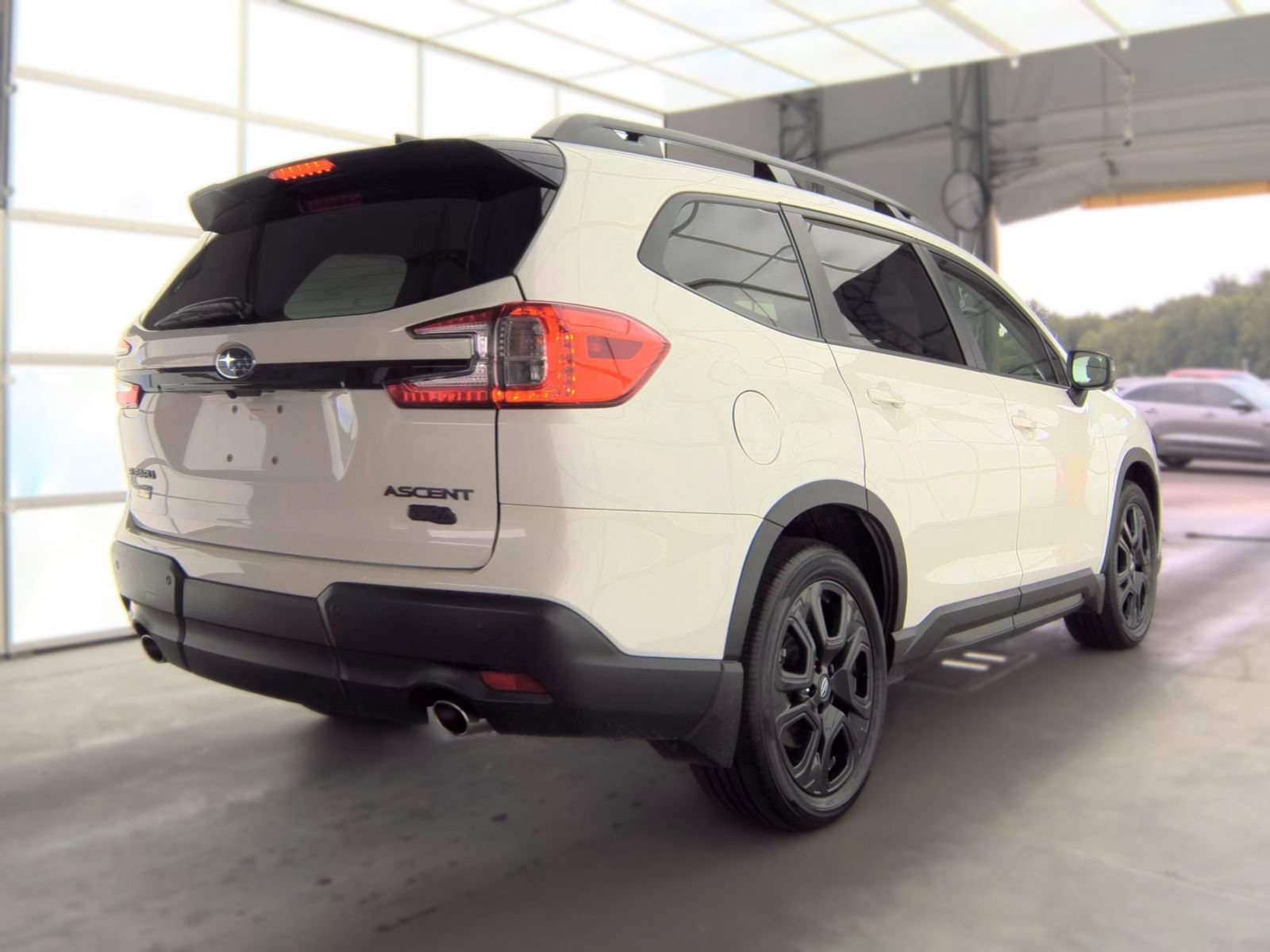 Used 2023 Subaru Ascent Onyx Edition Limited AWD/4WD image 4