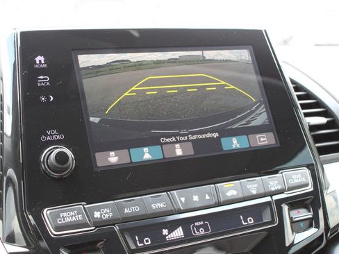 Used 2018 Honda Odyssey Touring image 14