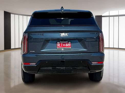 New 2025 Cadillac Escalade IQ Sport 2 w/ LPO, ONYX Package image 4